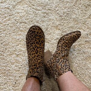 Carlos Santana Leopard Print Ankle Boots